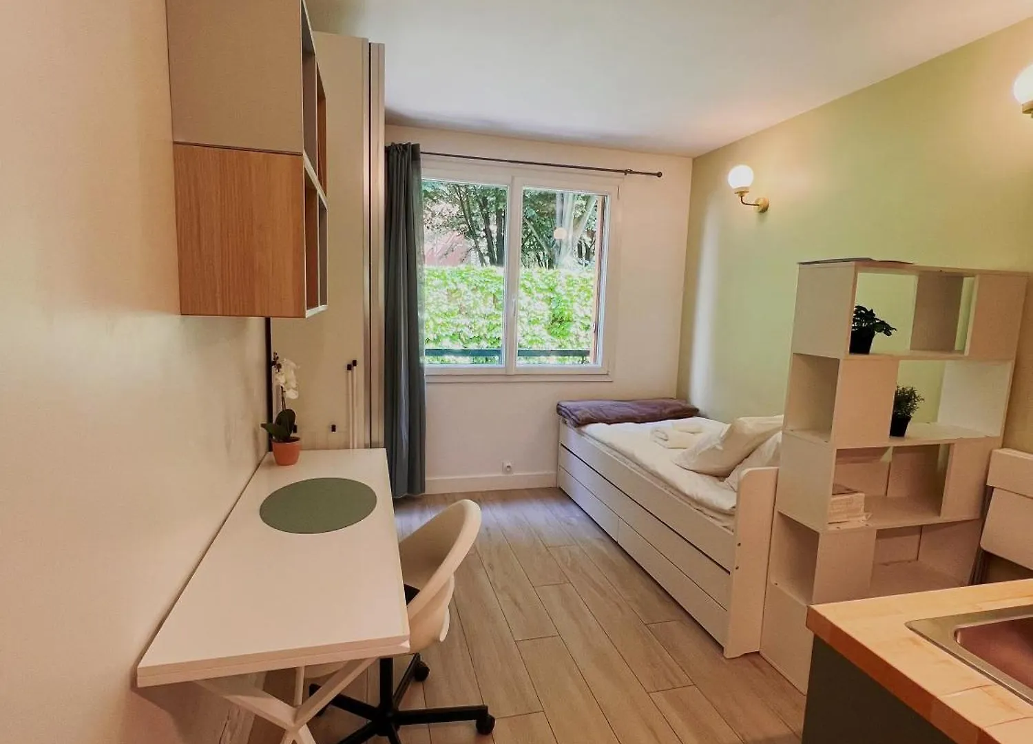 Perleparis Daire